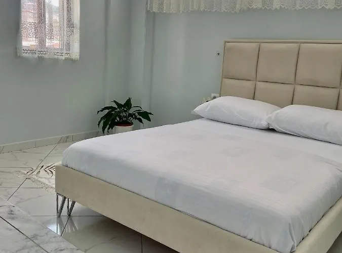 Guga Host House